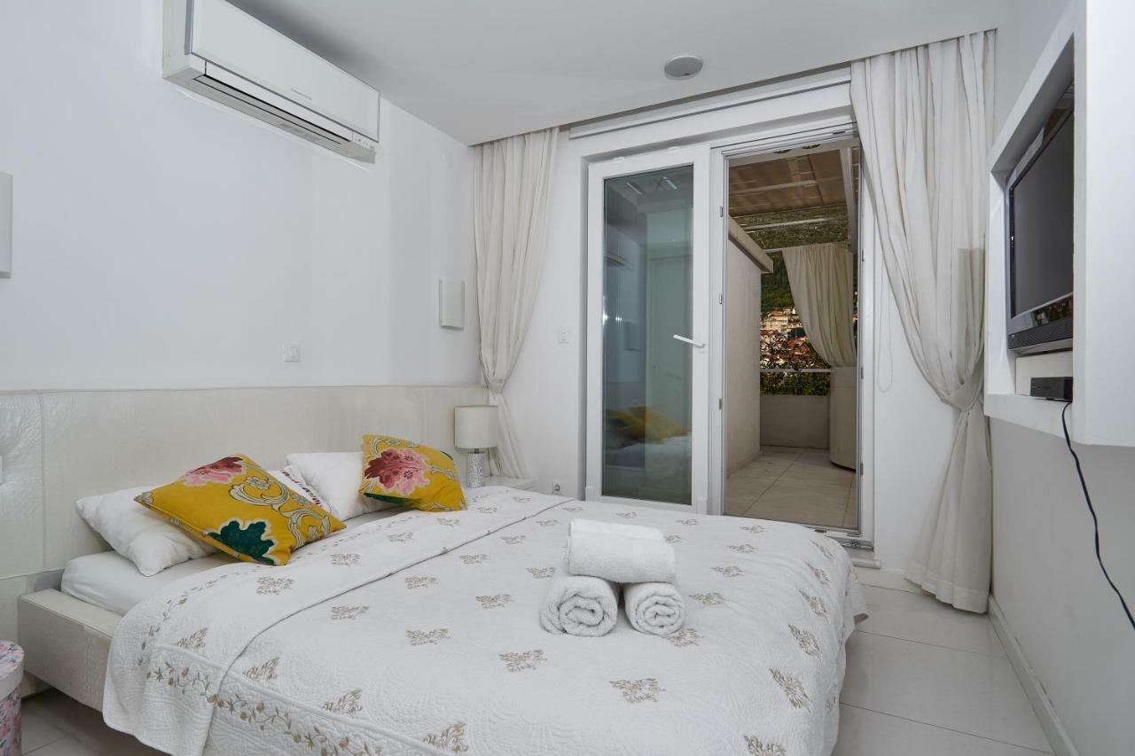 Fdg Royal Apartment